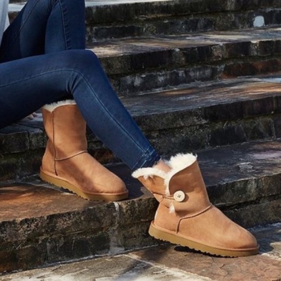 ugg chestnut bailey button boots